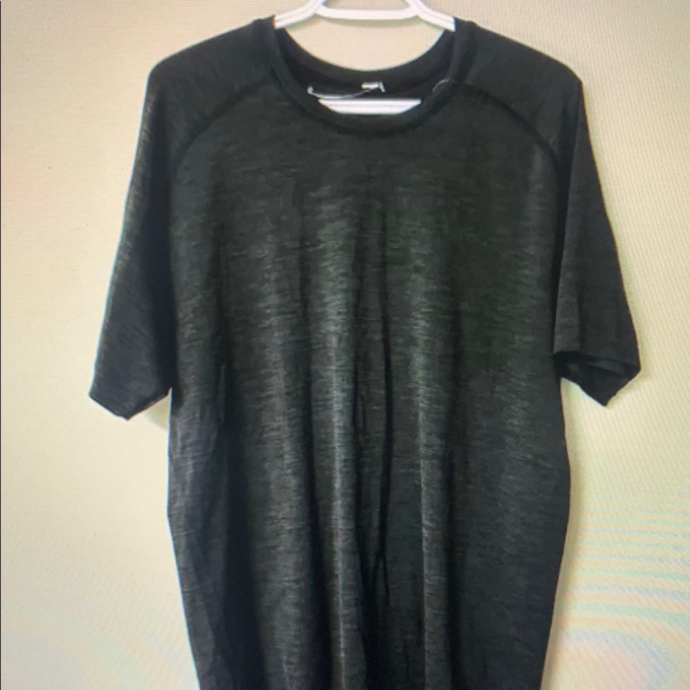 Men's Black Short Sleeve Tee